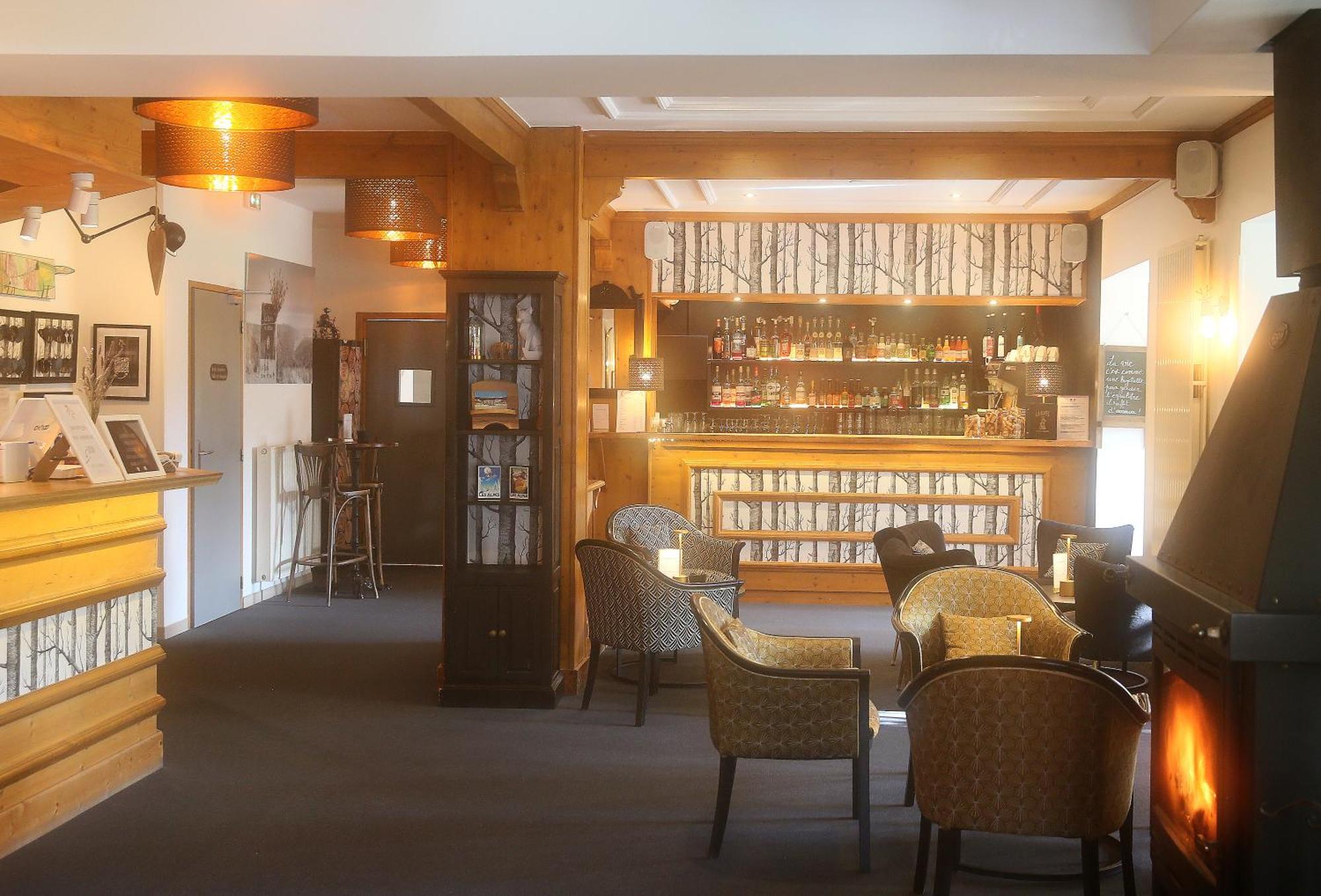 Hotel Restaurant La Buffe 奥特朗 外观 照片